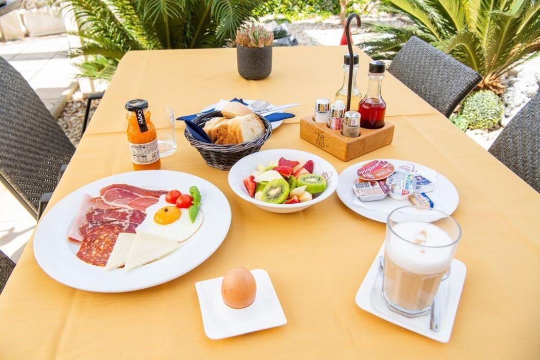 Restaurant & Rooms Nino โพราต ภายนอก รูปภาพ